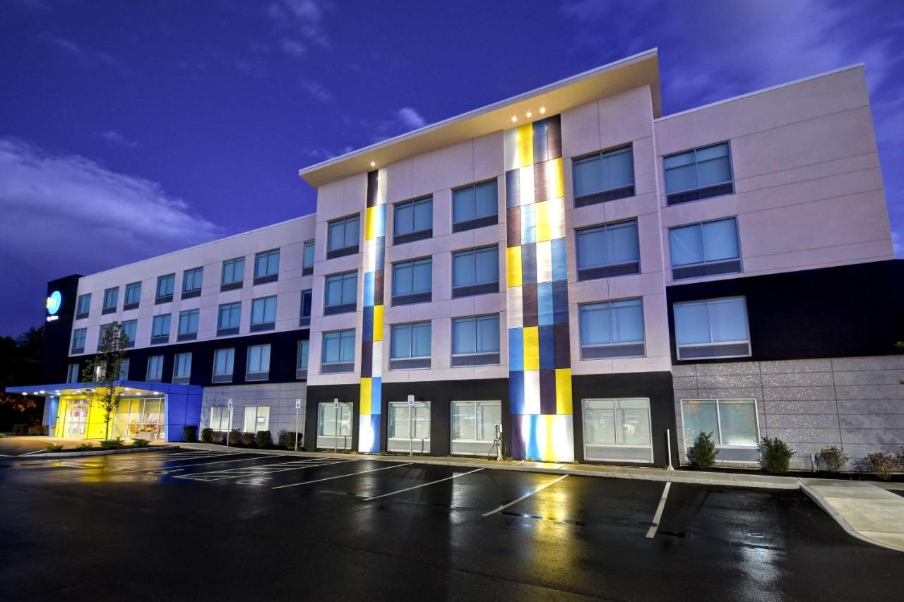 Tru By Hilton Concord, Nh Hotel Kültér fotó